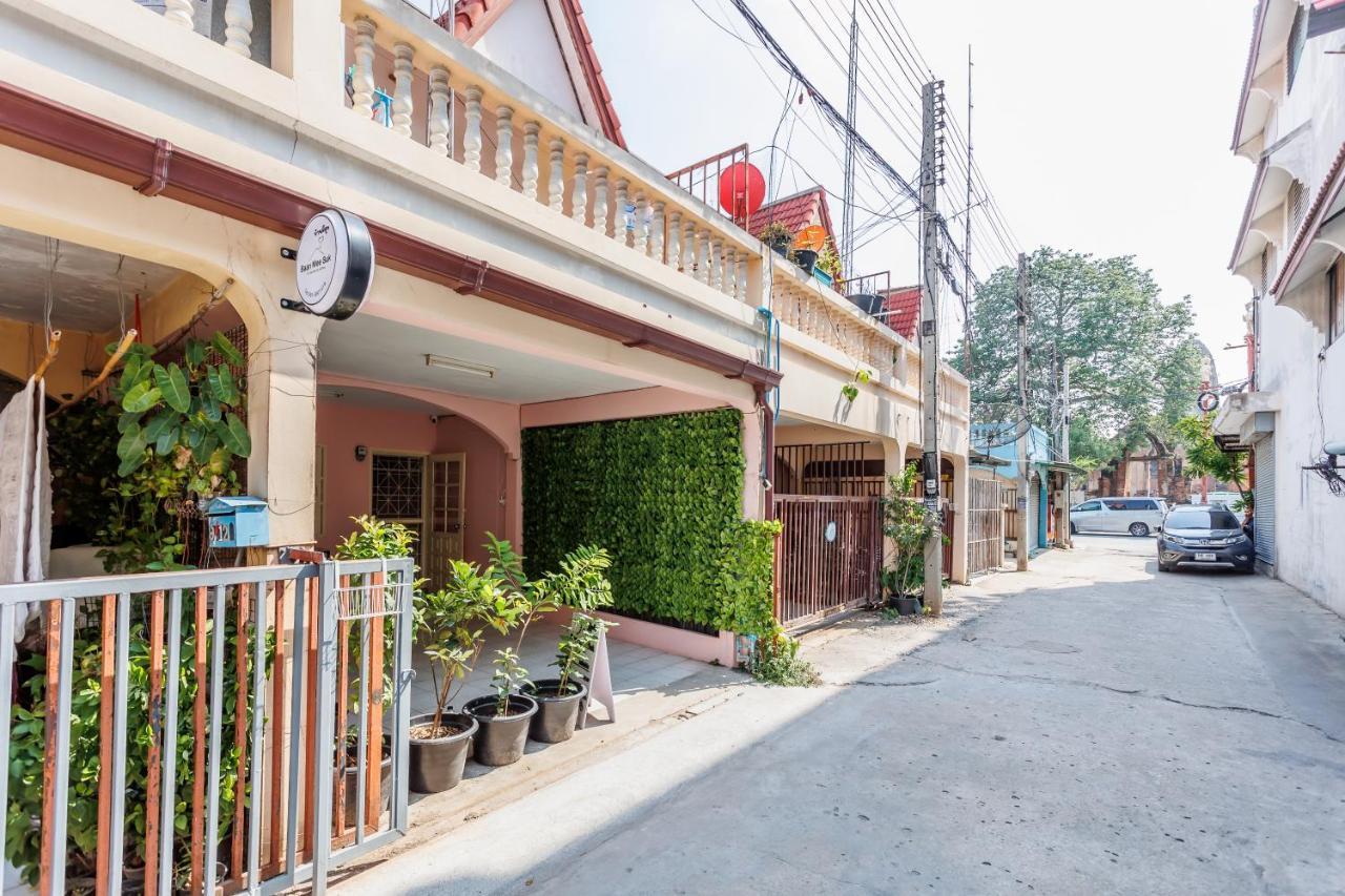 Baan Mee Suk Ayutthaya Hostel Exterior foto